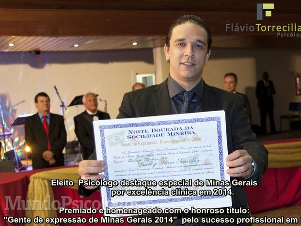 Recebendo o título de Psicólogo Destaque Especial de Minas Gerais em 2014