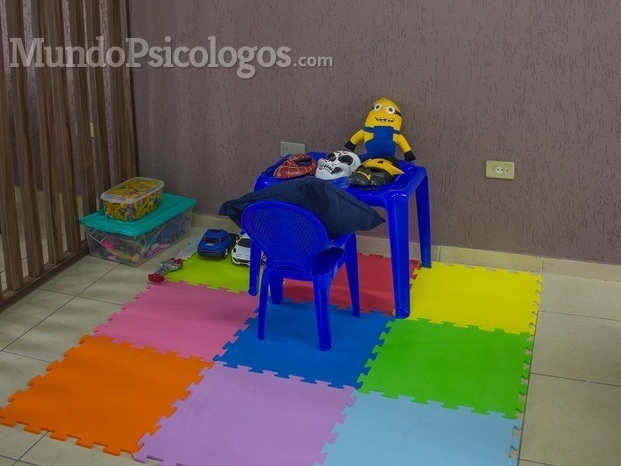 Espaço infantil consultório psicóloga Naara Vargas
