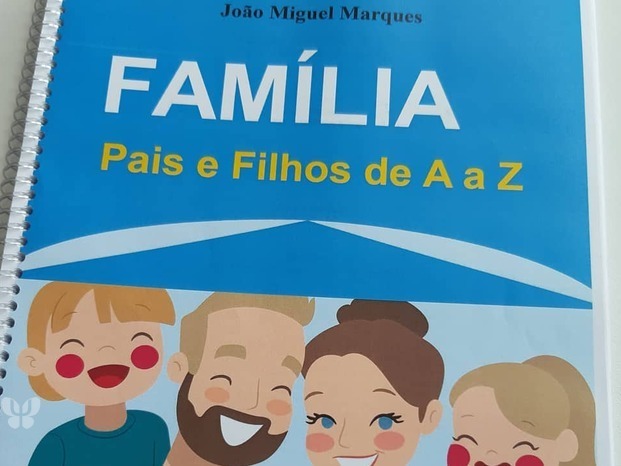 Livro Família : pais e filhos de A a Z